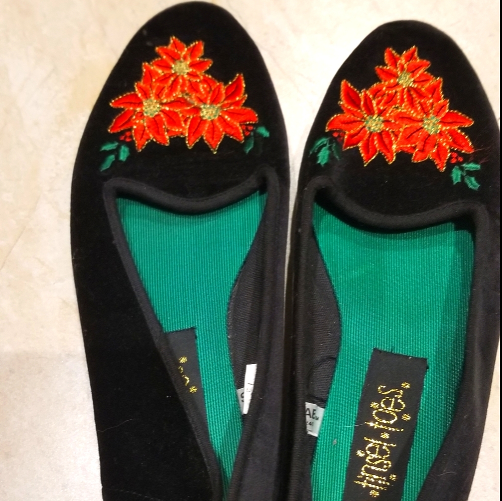 Poinsettia Hard Sole Slip-on Shoes